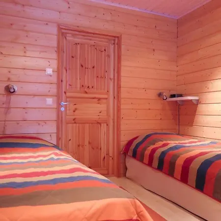 Sleeps 12 Wifi T513037